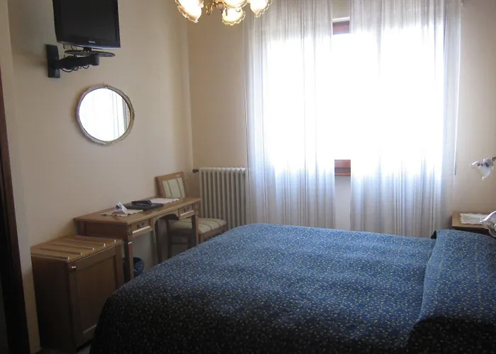 Sole 3* San Siro (Lombardy)